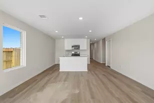 1040 Selene Sky Dr, Brookshire, TX 77423 - Photo 9