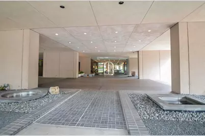 5000 Montrose Boulevard #12B, Houston, TX 77006 - Photo 3