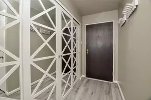 5000 Montrose Blvd, Houston, TX 77006 - Photo 9