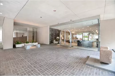 5000 Montrose Boulevard #12B, Houston, TX 77006 - Photo 5