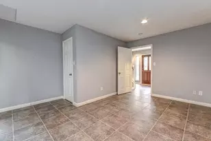 2649 Helena St, Houston, TX 77006 - Photo 7