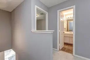 2649 Helena St, Houston, TX 77006 - Photo 19