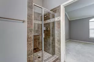 2649 Helena St, Houston, TX 77006 - Photo 25