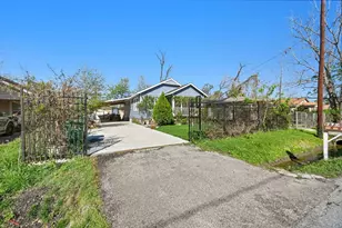 7921 Pointer St, Houston, TX 77016 - Photo 37