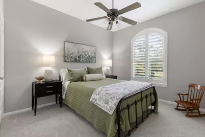 10 Mill Point Place, The Woodlands, TX 77380 - Photo 17