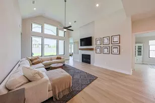 26951 Longwood Ledge Dr, The Woodlands, TX 77389 - Photo 7