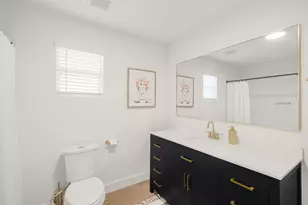 402 Fenn St, Houston, TX 77018 - Photo 19