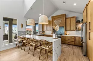 1990 Royalville Ct, Crystal Beach, TX 77650 - Photo 9