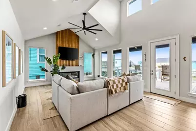 1990 Royalville Court, Crystal Beach, TX 77650 - Photo 5