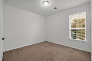 9978 Golden Field Ln, Brookshire, TX 77423 - Photo 7