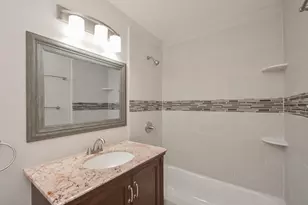 8910 Reamer St, Houston, TX 77074 - Photo 13