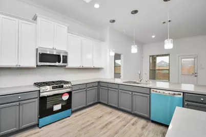 25827 Rustica Drive, Tomball, TX 77375 - Photo 9