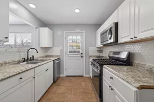 12714 Verdant Brook Dr, Houston, TX 77085 - Photo 17