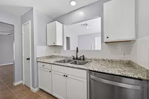 12714 Verdant Brook Dr, Houston, TX 77085 - Photo 23