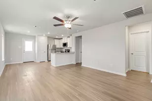 8204 Vanilla Orchid Dr, Houston, TX 77016 - Photo 3
