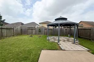 8121 E Pine Creek Bend, Cypress, TX 77433 - Photo 29