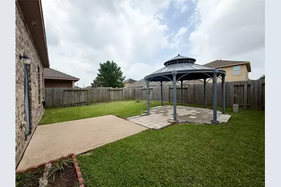 8121 E Pine Creek Bend, Cypress, TX 77433 - Photo 27