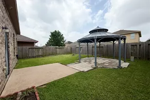 8121 E Pine Creek Bend, Cypress, TX 77433 - Photo 27