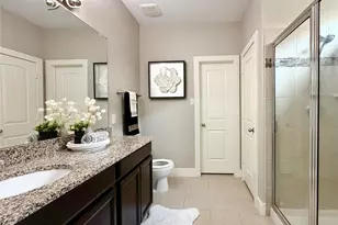 8121 E Pine Creek Bend, Cypress, TX 77433 - Photo 17