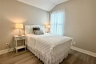 8121 E Pine Creek Bend, Cypress, TX 77433 - Photo 23