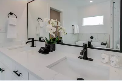 1616 Benson Street, Houston, TX 77020 - Photo 13