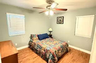 338 Calumet Dr, Palacios, TX 77465 - Photo 13