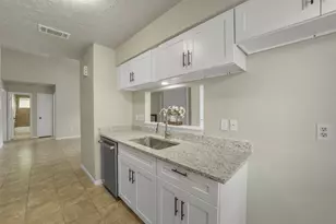 7818 Winehill Ln, Houston, TX 77040 - Photo 13