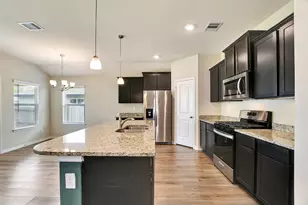 1006 Fannin St, Brenham, TX 77833 - Photo 11