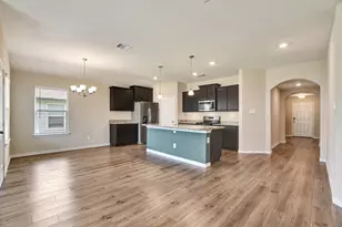 1006 Fannin St, Brenham, TX 77833 - Photo 9