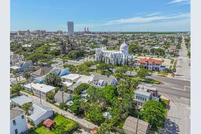 1309 Broadway Street, Galveston, TX 77550 - Photo 41