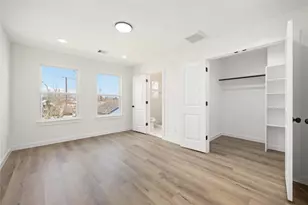 7921 Bonaire St, Houston, TX 77028 - Photo 5