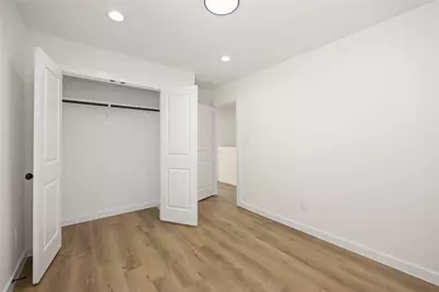 7921 Bonaire Street #B, Houston, TX 77028 - Photo 13