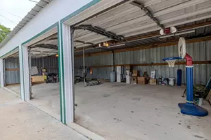 483 Riverside Dr, Palacios, TX 77465 - Photo 29