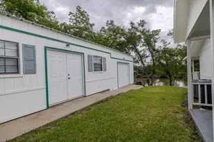 483 Riverside Dr, Palacios, TX 77465 - Photo 25