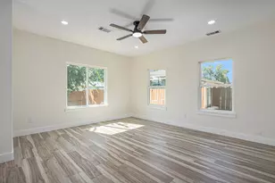 9807 Bamboo Rd, Houston, TX 77041 - Photo 27