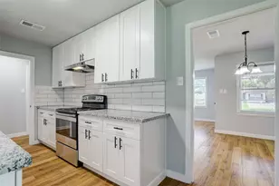 1706 3rd Ave N, Texas City, TX 77590 - Photo 5