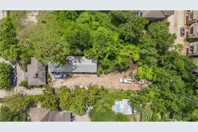1137 W 26th Street, Houston, TX 77008 - Photo 11