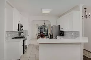 642 Durham Dr, Conroe, TX 77302 - Photo 9