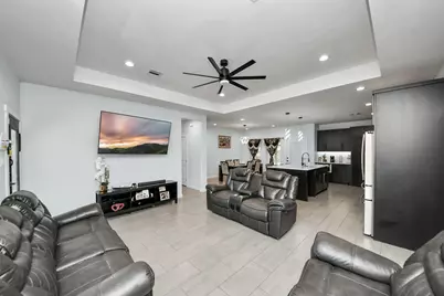 6702 Dewcrest Drive, Katy, TX 77449 - Photo 7