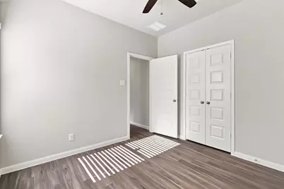922 Luke Darrell Drive, Rosharon, TX 77583 - Photo 7