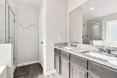 922 Luke Darrell Drive, Rosharon, TX 77583 - Photo 11