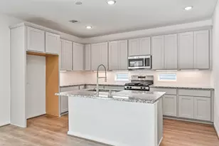 4303 Wind Swell Ln, Houston, TX 77053 - Photo 9
