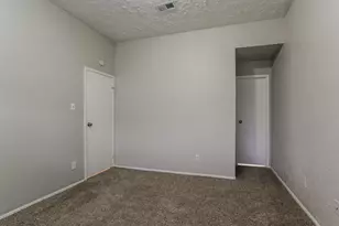 22219 Diane Dr, Spring, TX 77373 - Photo 9