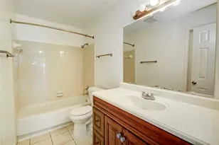 2114 Greenbriar Colony Dr Dr, Houston, TX 77032 - Photo 5