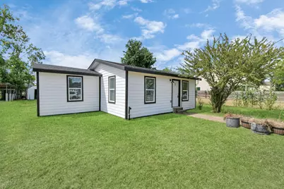 9818 Kerr Street, Houston, TX 77029 - Photo 25