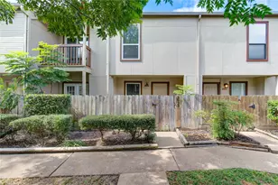 3929 Tanglewilde St, Houston, TX 77063 - Photo 3