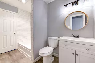 3929 Tanglewilde St, Houston, TX 77063 - Photo 19