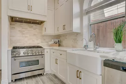 4114 W Northampton Place, Houston, TX 77098 - Photo 17