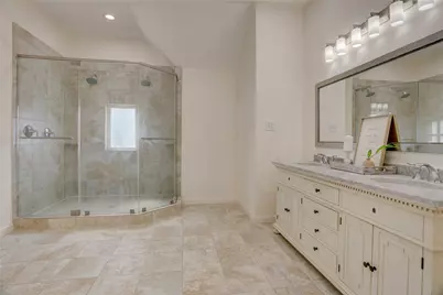 4114 W Northampton Place, Houston, TX 77098 - Photo 27