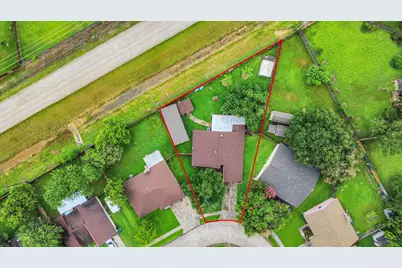 37 Wagon Lane Loop, Angleton, TX 77515 - Photo 3